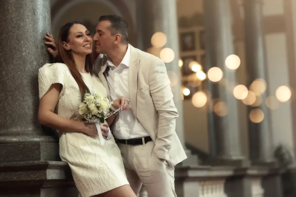 Primer srednjeg otvora blende na portretu mladenaca u enterijeru.Opstina u Krusevcu